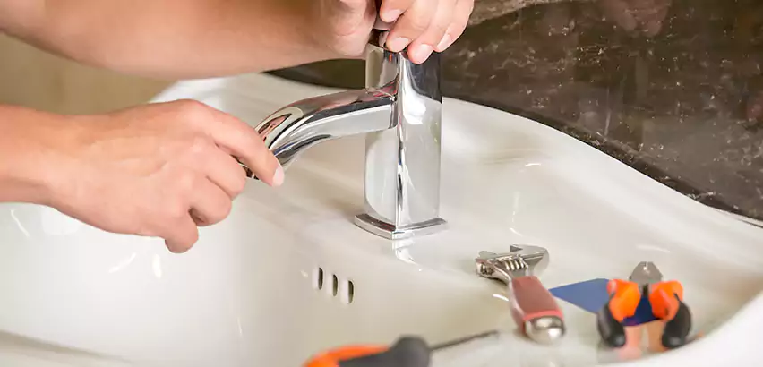 Bathtub Faucet Replacement in Wilson